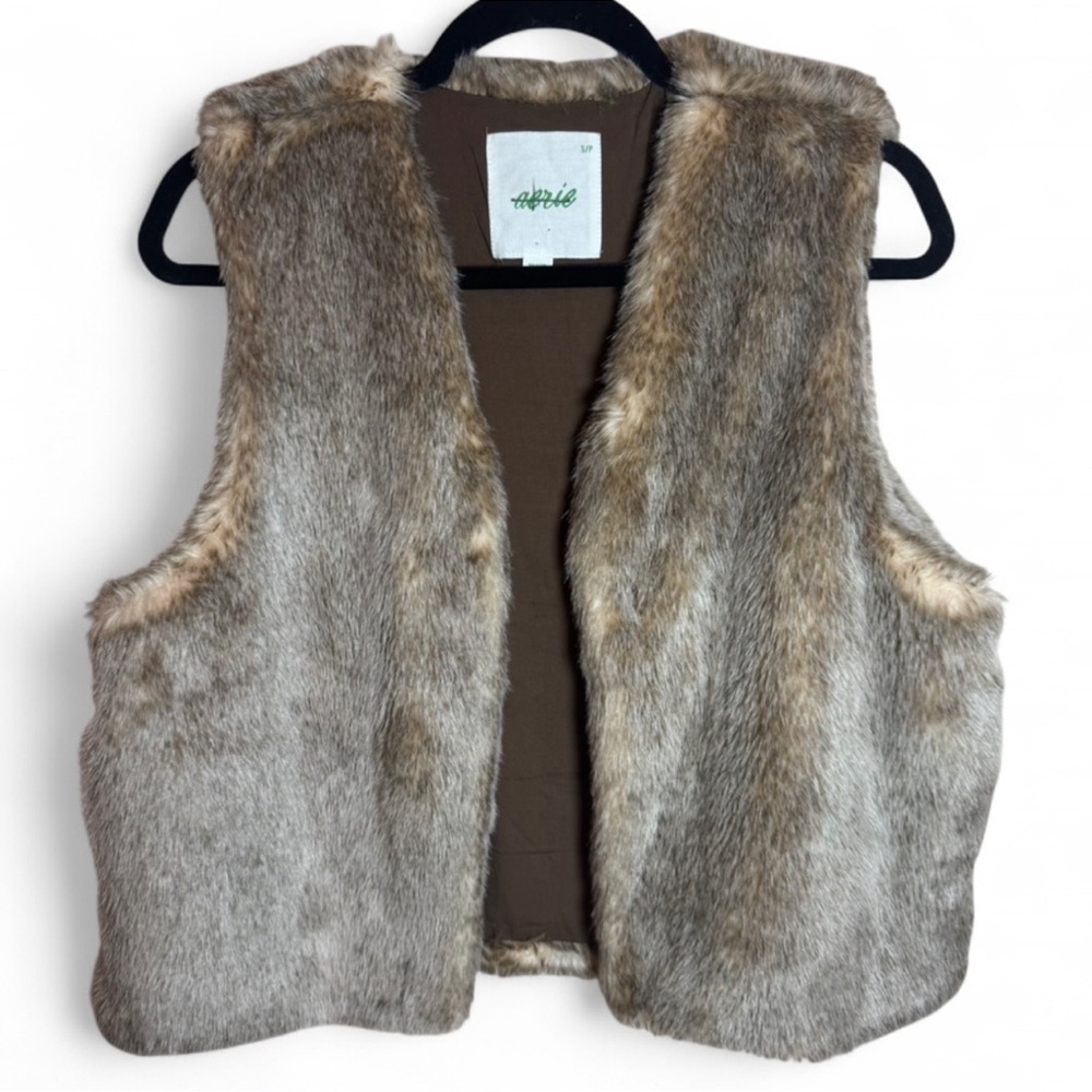 Aerie Faux Fur Vest in Chocolate Brown - Picture 2 of 6